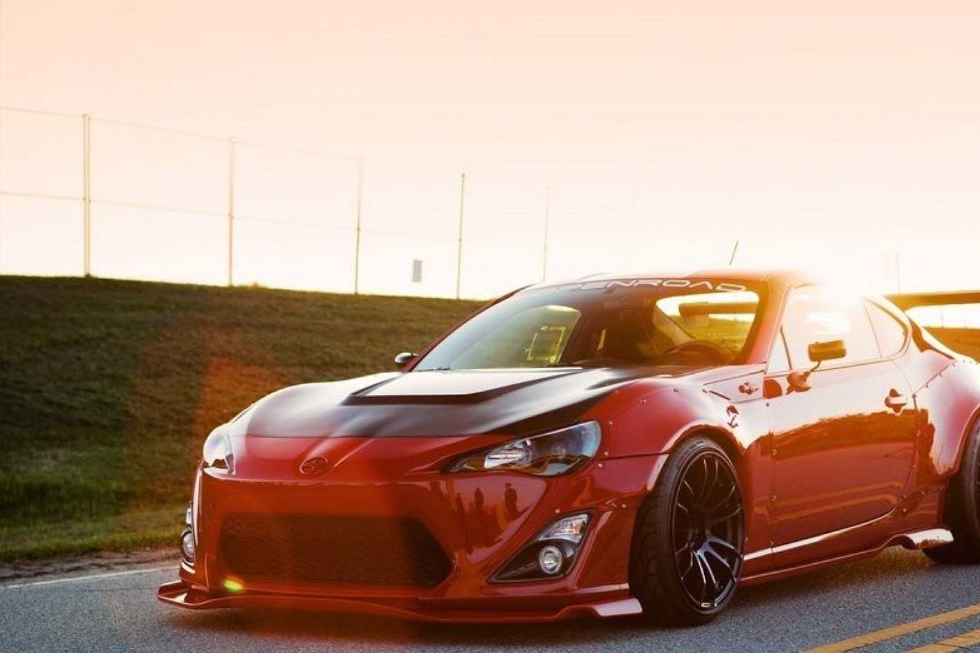 Pros and Cons of Fibreglass Car Body Kits