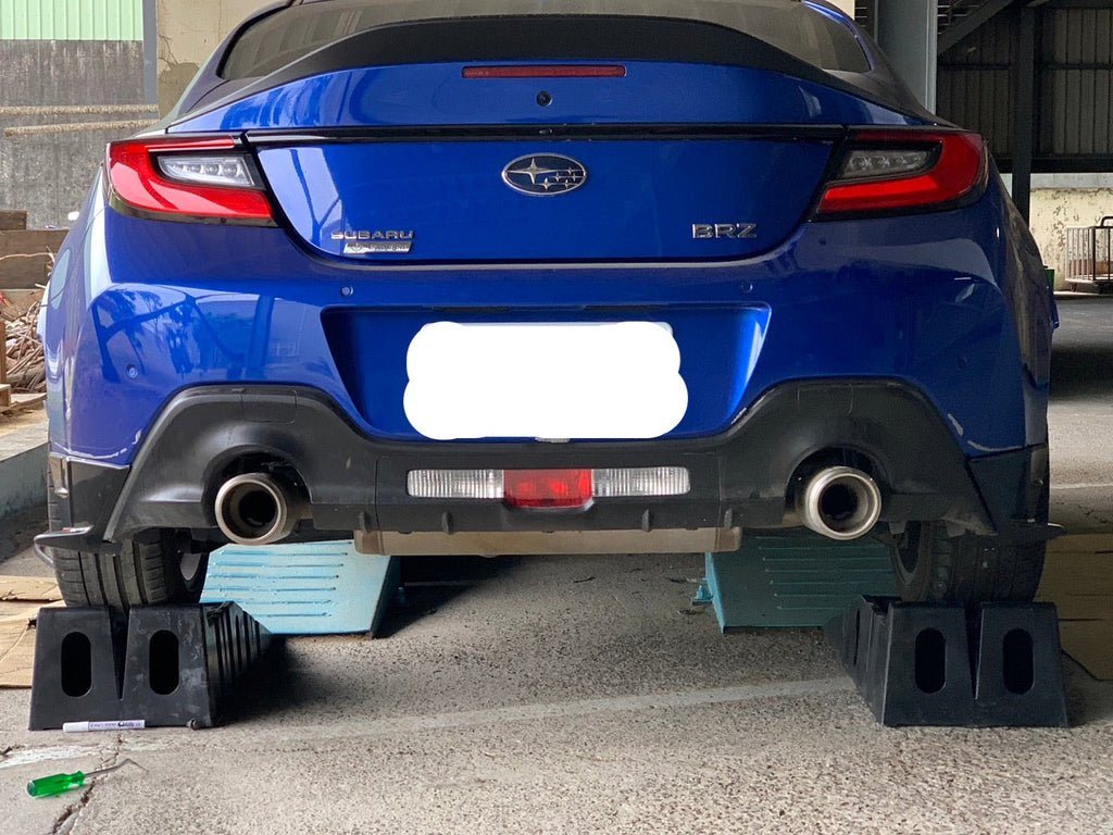 2022-2025 Toyota GR86 ZN8 / Subaru BRZ ZD8 STI Style Rear Pods