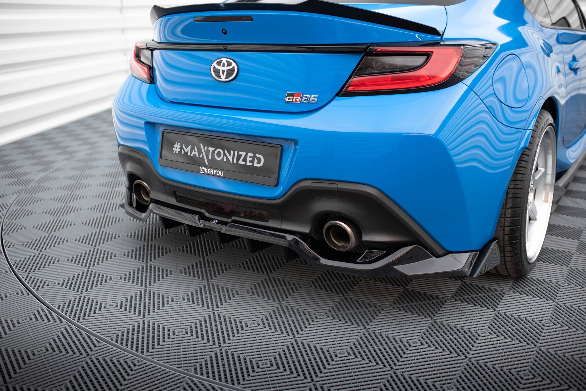 Maxton Design Rear Splitter (with vertical bars) V.3 Toyota GR86 Mk1 / Subaru BRZ ZD8