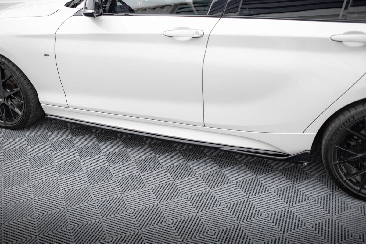 Maxton Design Side Skirts Diffusers V.3 CSL Look BMW 1 M-Pack / M140i F20 Facelift