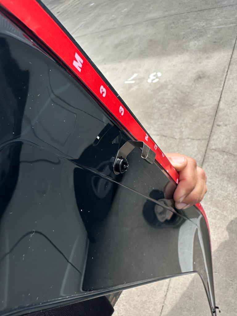 TOYOTA HIACE 2004 - 2018 Window Visors | Weather Shields