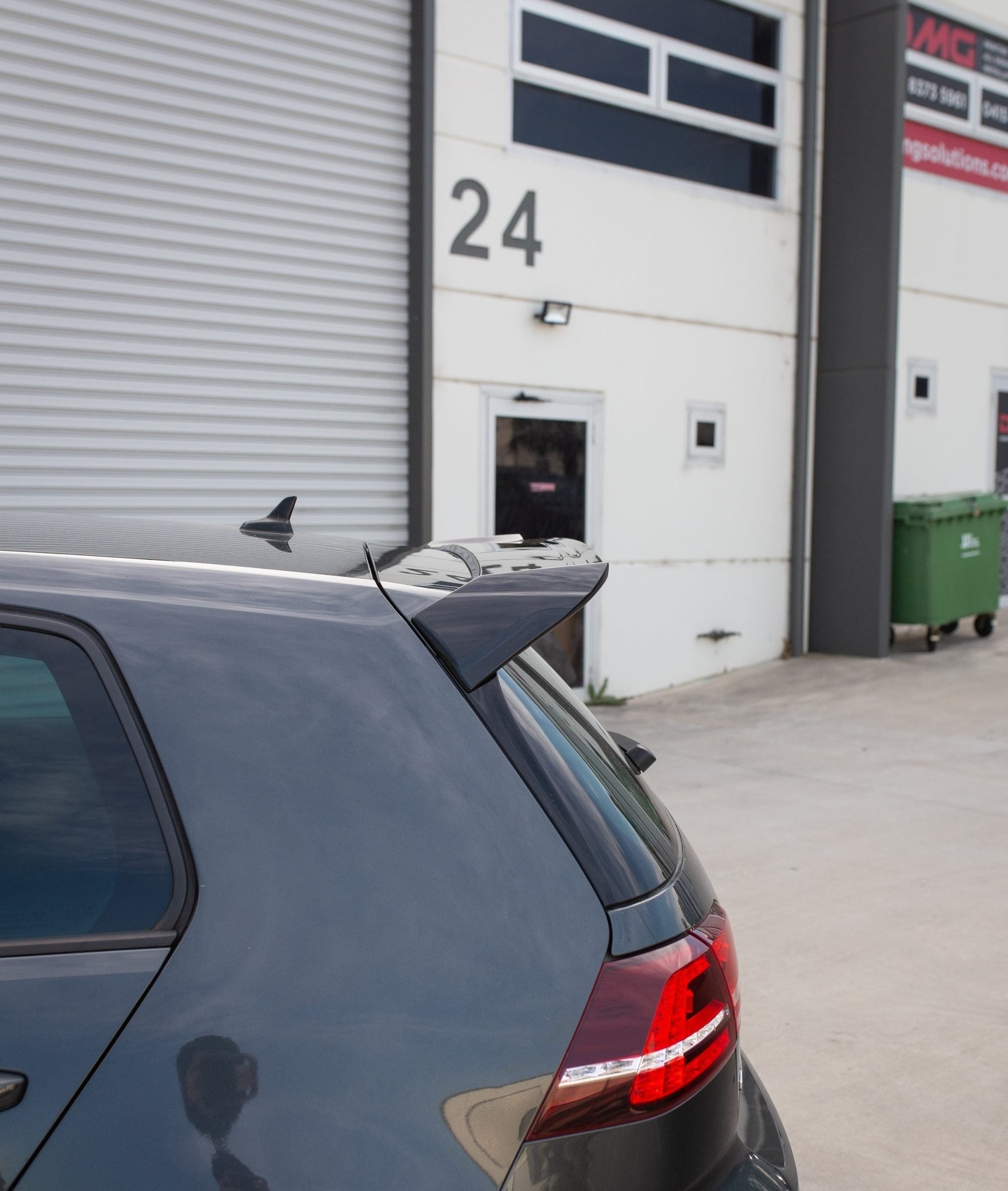 OSIR Style Gloss Black ABS Wing Spoiler for Volkswagen Golf MK7 / MK7.5 GTI & R