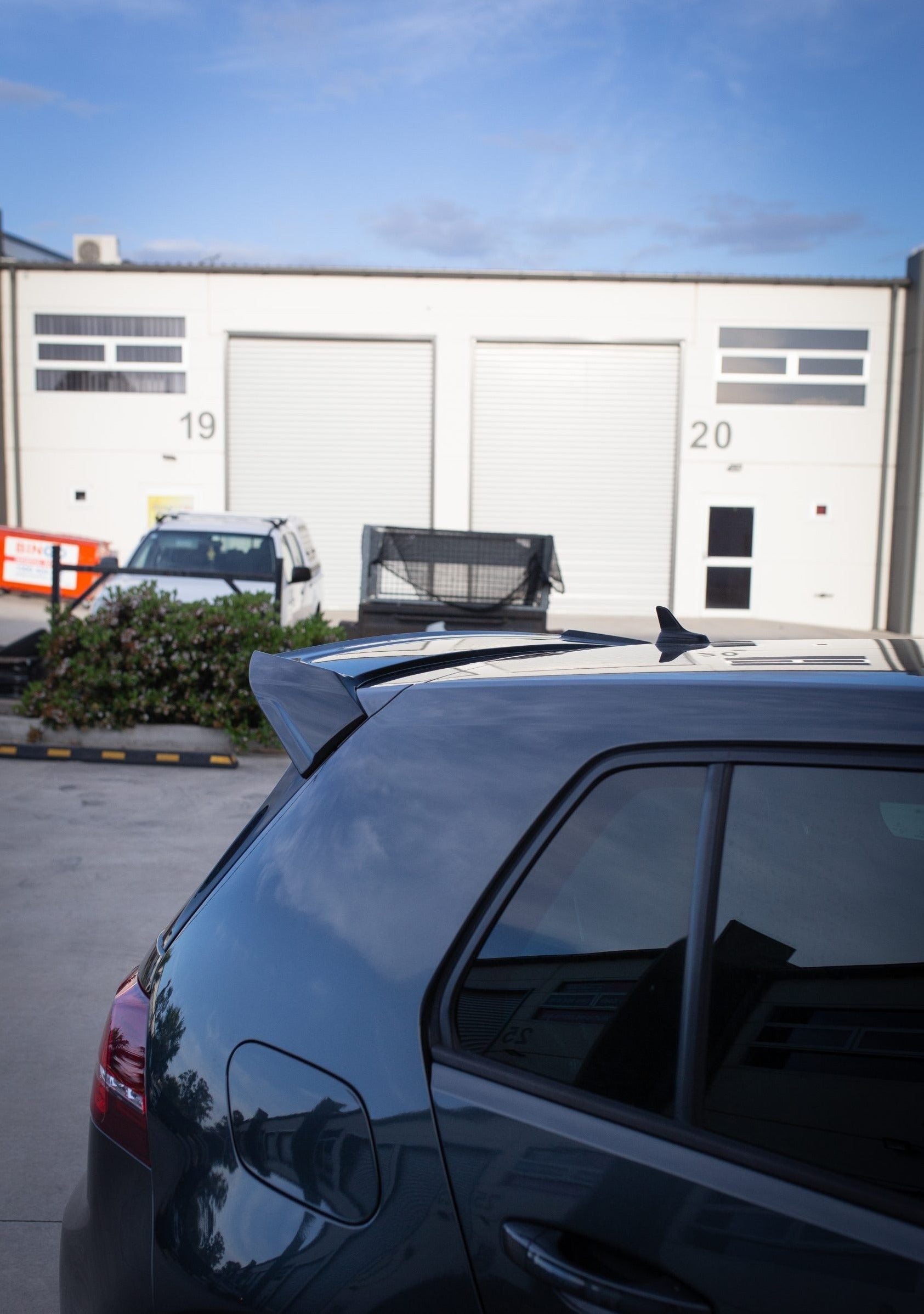 OSIR Style Gloss Black ABS Wing Spoiler for Volkswagen Golf MK7 / MK7.5 GTI & R