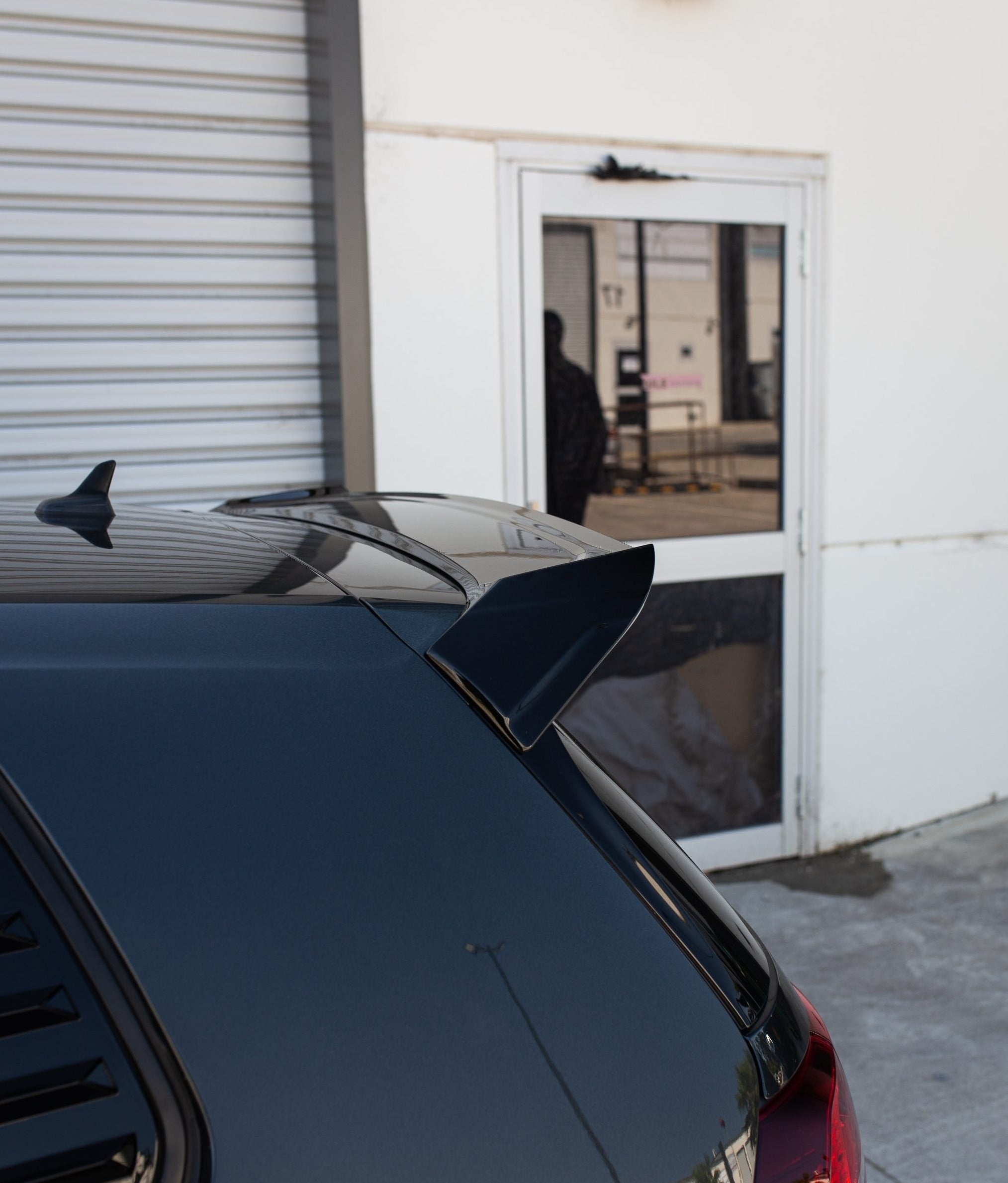 OSIR Style Gloss Black ABS Wing Spoiler for Volkswagen Golf MK7 / MK7.5 GTI & R