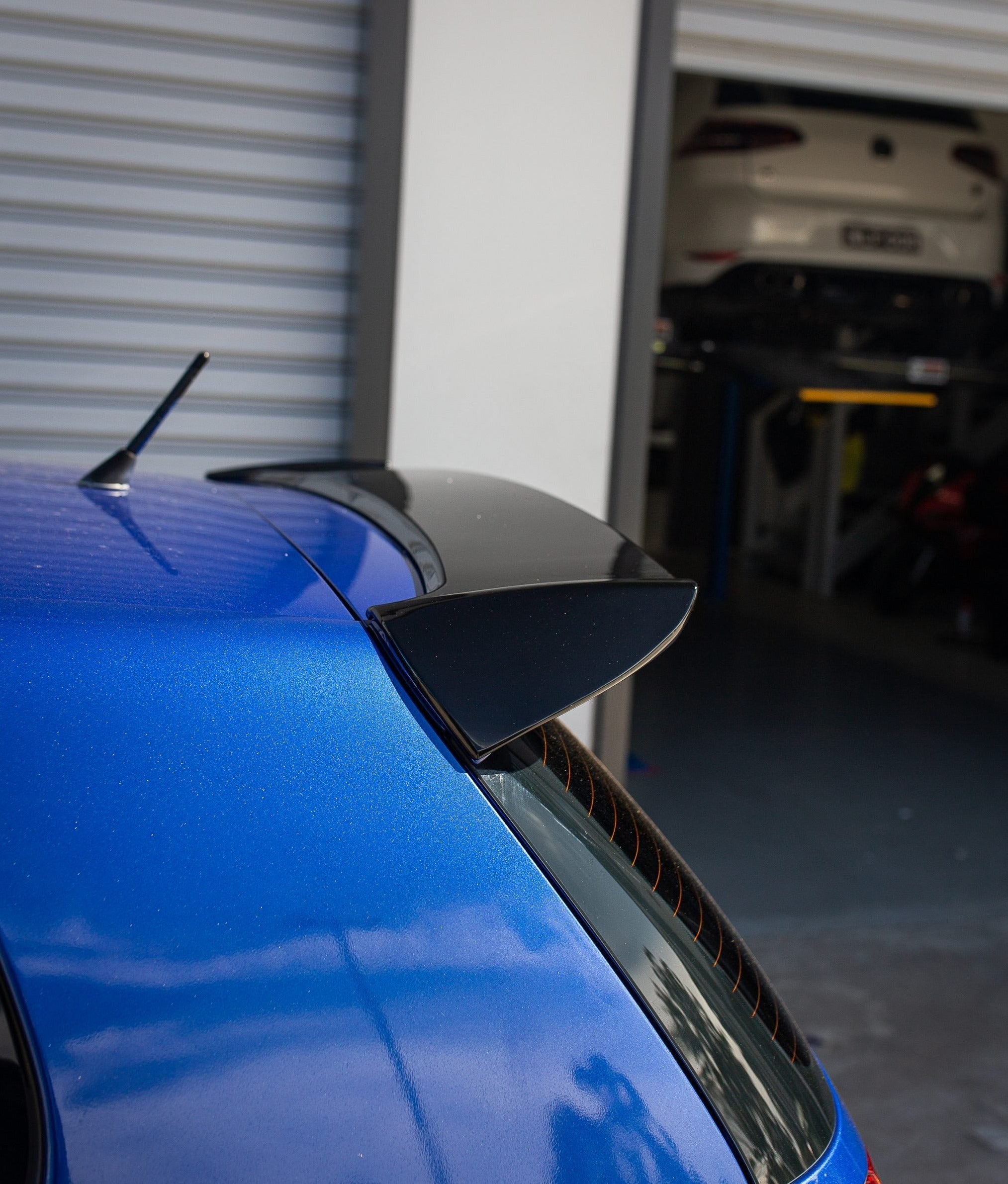 OSIR Style Gloss Black ABS Wing Spoiler for Volkswagen Golf MK5 GTI & R32