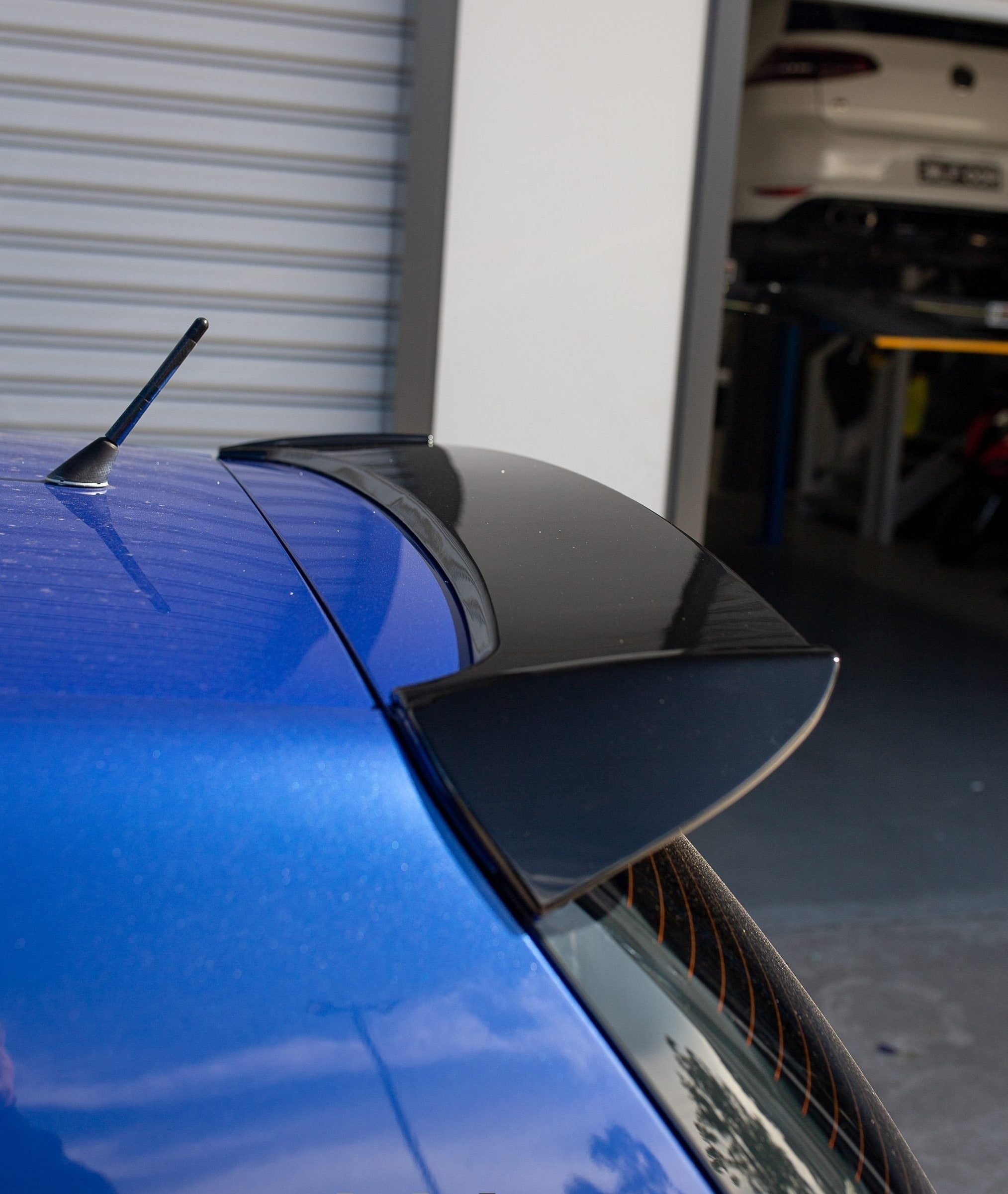 OSIR Style Gloss Black ABS Wing Spoiler for Volkswagen Golf MK5 GTI & R32