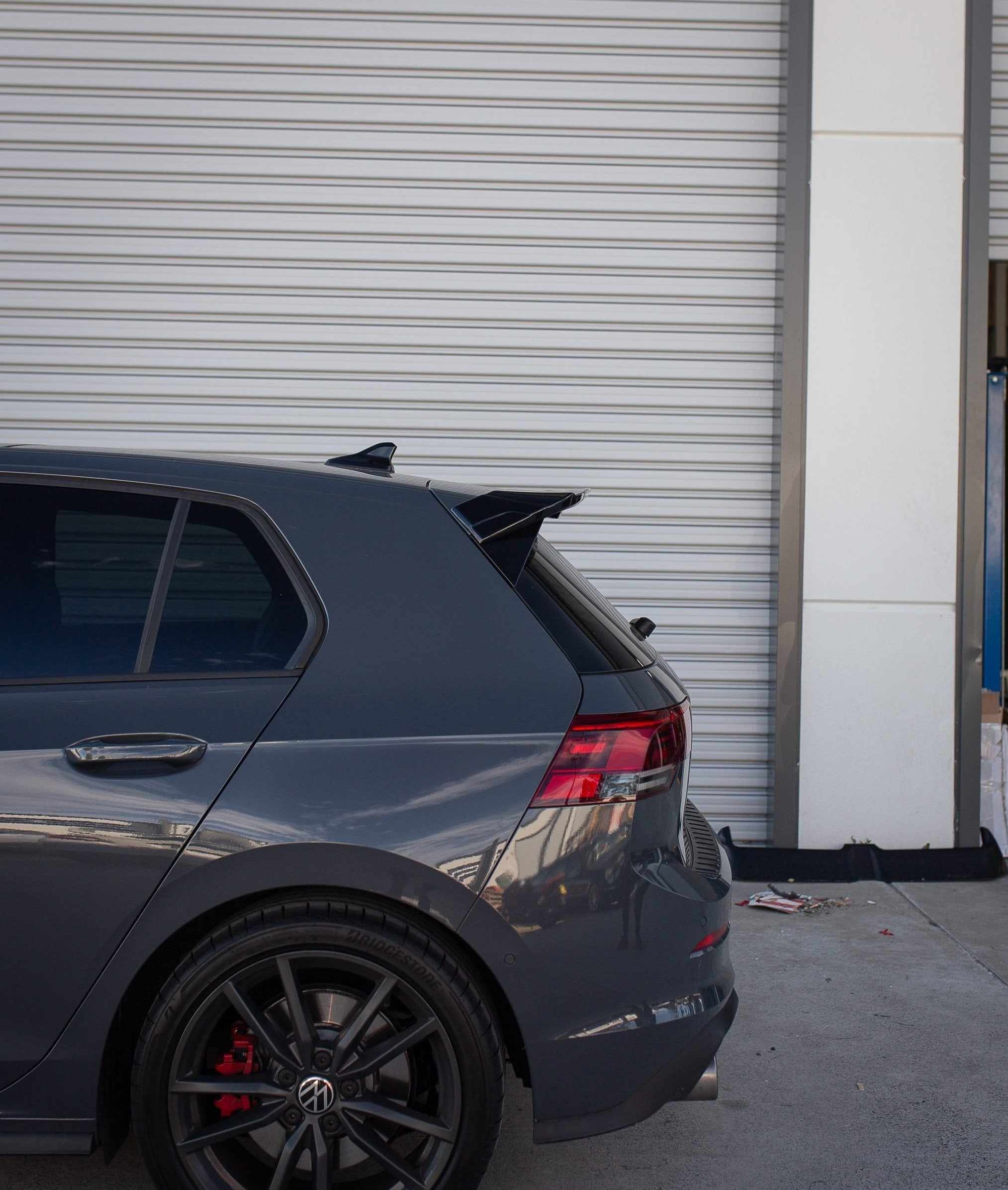 OSIR Style Gloss Black ABS Wing Spoiler for Volkswagen Golf MK8 GTI