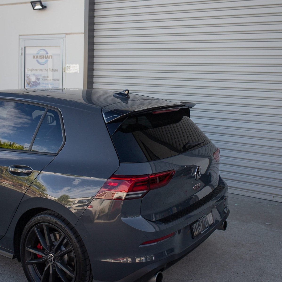 OSIR Style Gloss Black ABS Wing Spoiler for Volkswagen Golf MK8 GTI