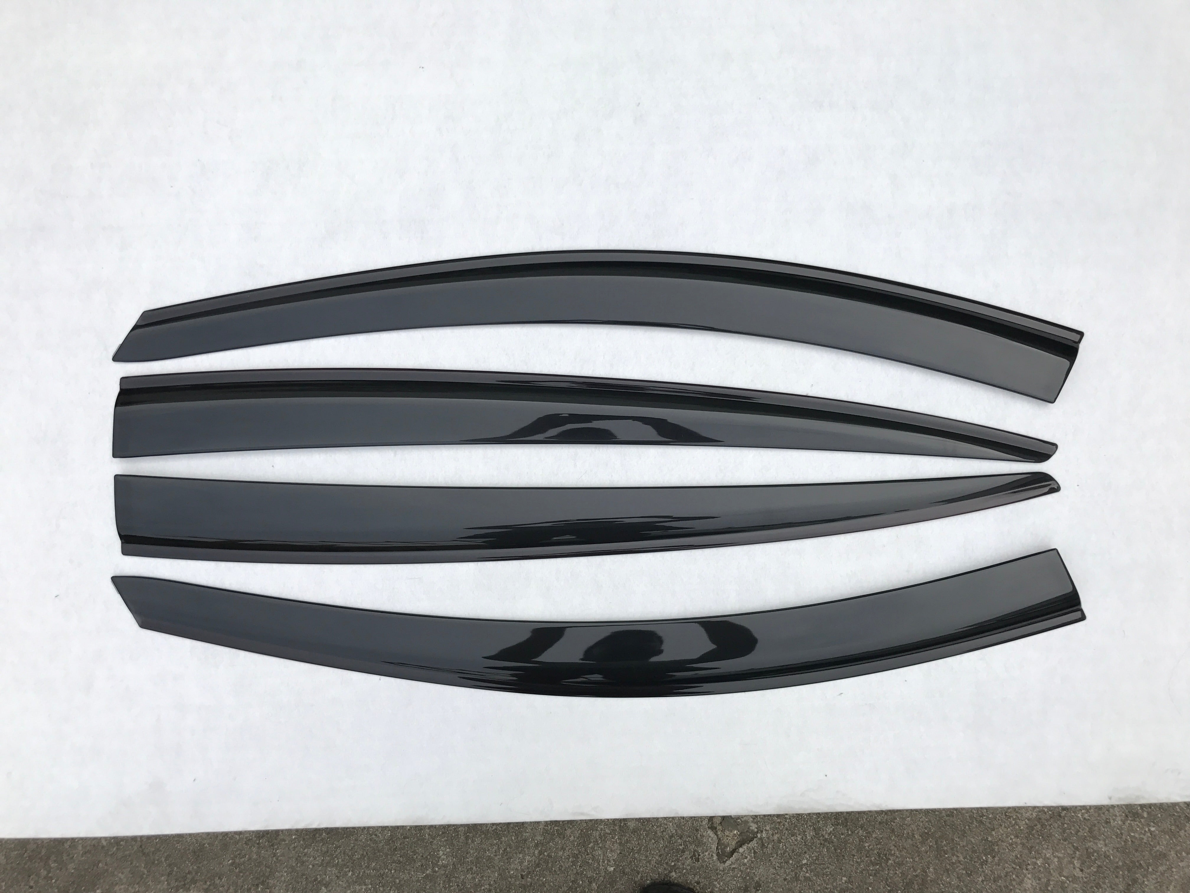 HOLDEN CRUZE (Hatch Back) 2016+ Window Visors | Weather Shields