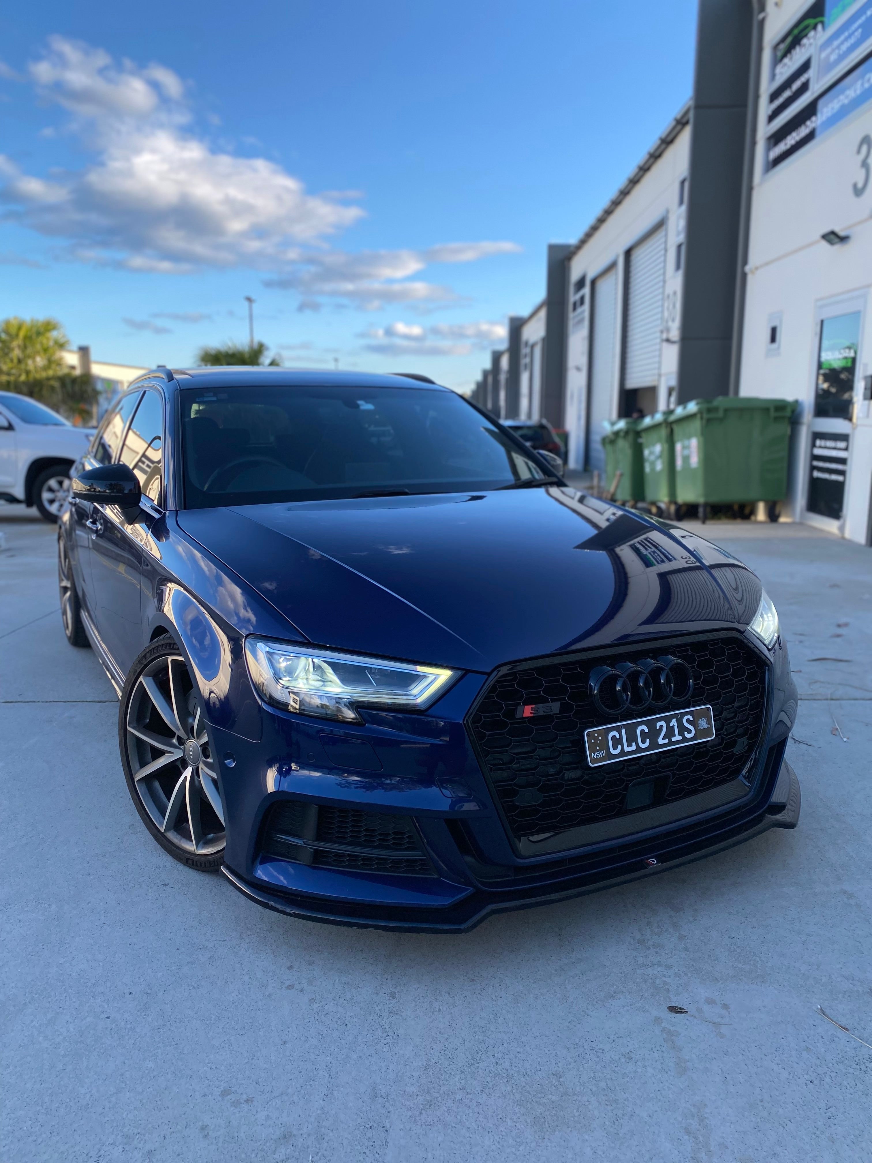 Audi A3 / S3 8V 2017–2021 RS Style Front Grille (With ACC Cutout)