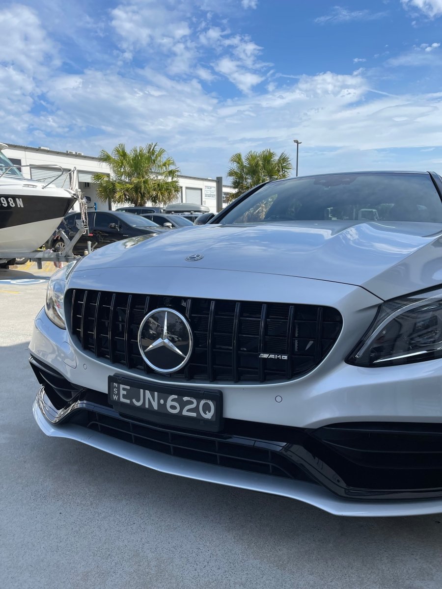 AMG Panamericana Front Grille to suit Mercedes Benz C63 2019-2022 (With Camera)