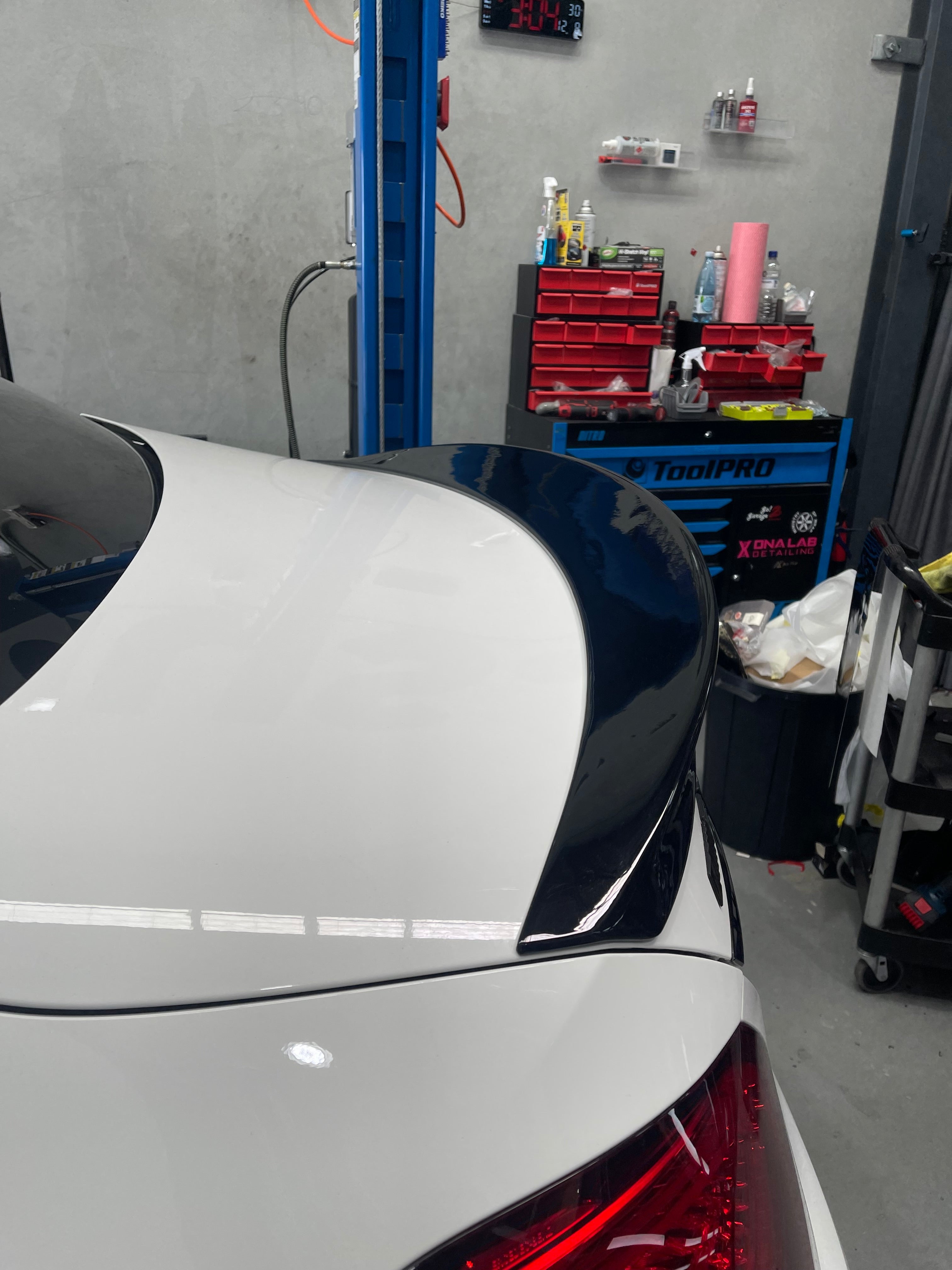 Mercedes-Benz C-Class W205 Carlsson Style Rear Spoiler – Gloss Black ABS Boot Lip