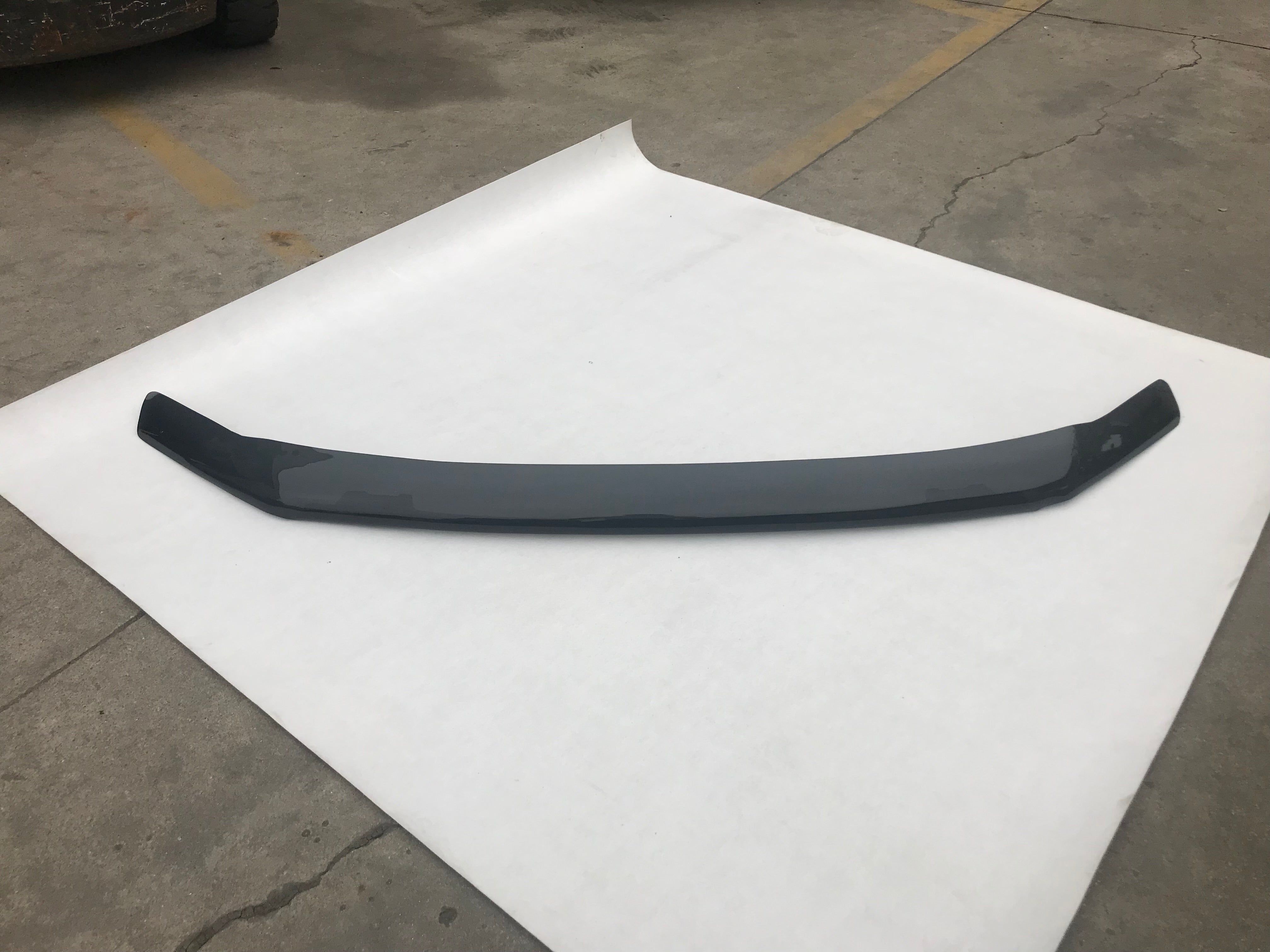 2010+ Volkswagen Amarok Bonnet Shield / Bonnet Protector