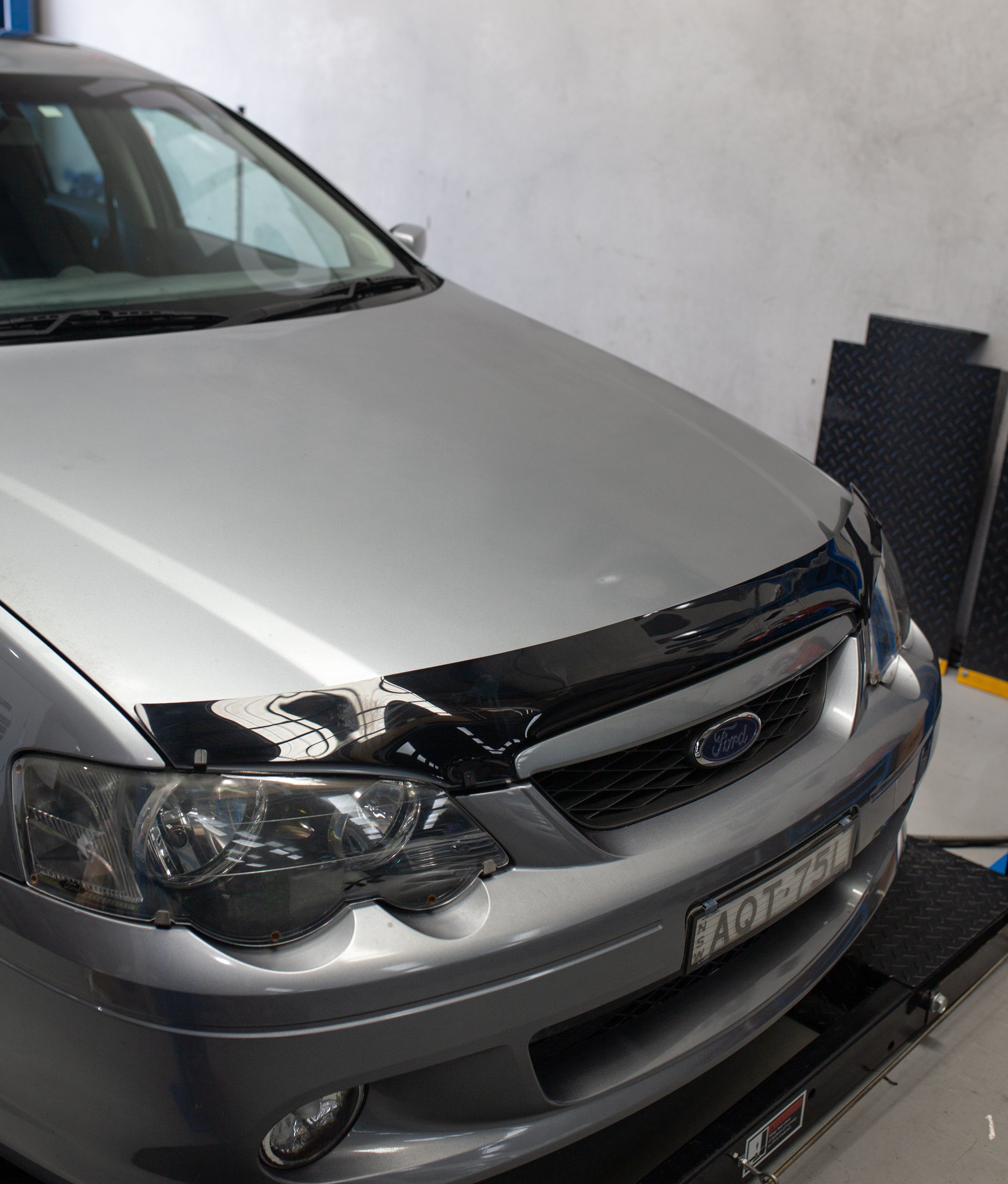 Bonnet Shield / Bonnet Protector for Ford Falcon BA/BF (2002-2010)