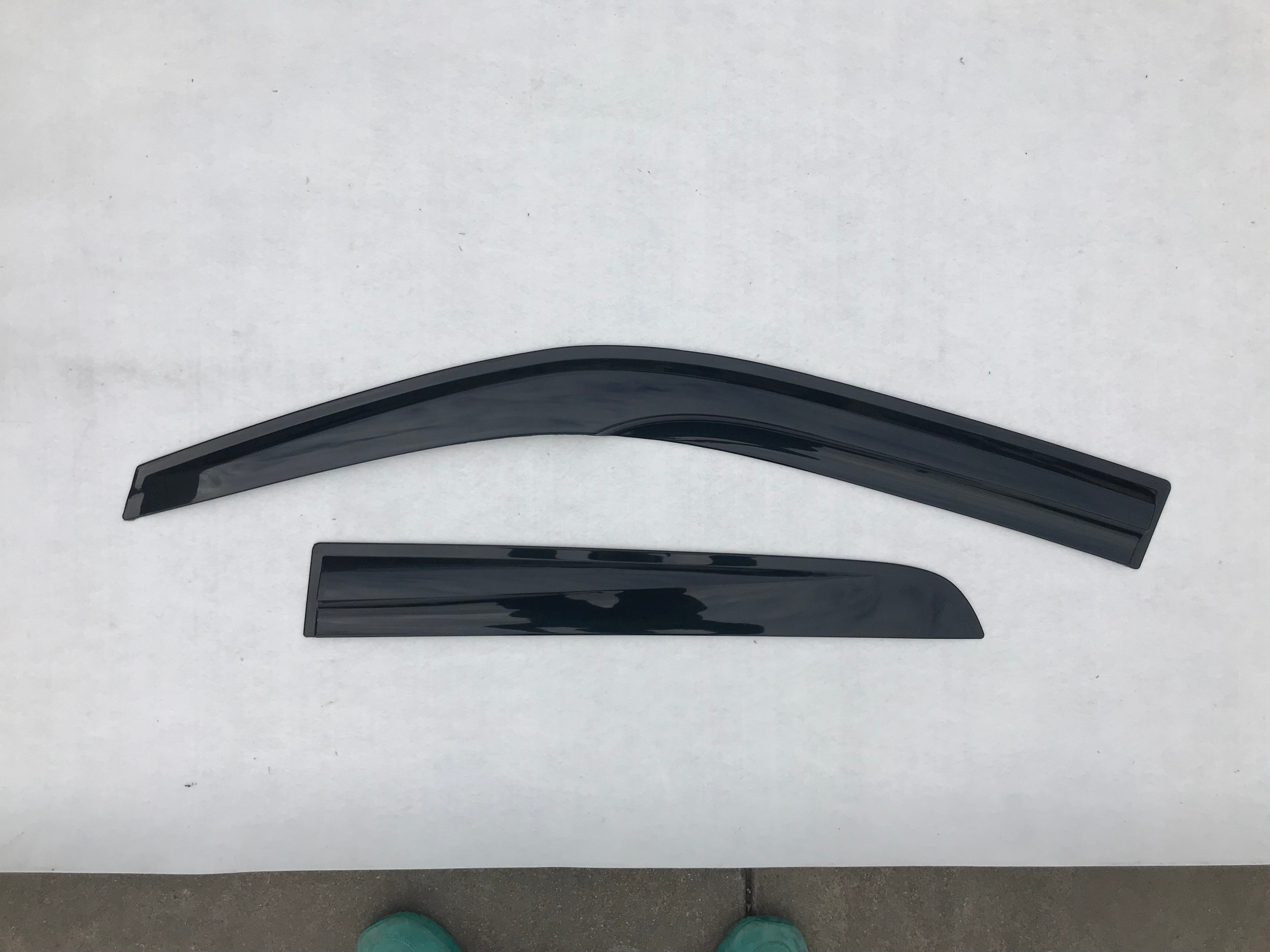 ISUZU D-MAX 2002 - 2012 (Mugen Style) Window Visors | Weather Shields