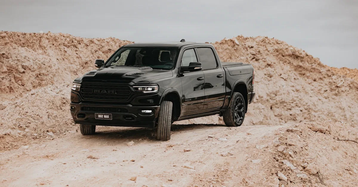 DODGE RAM PICKUP 2019+ Window Visors | Weather Shields