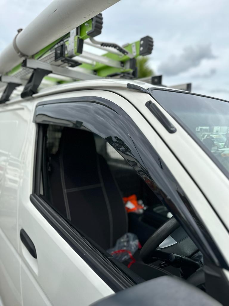 TOYOTA HIACE 2004 - 2018 Window Visors | Weather Shields