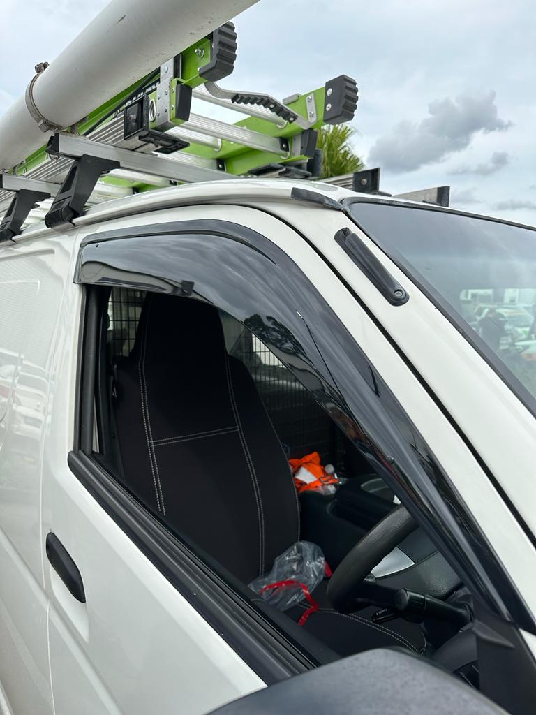 TOYOTA HIACE 2004 - 2018 Window Visors | Weather Shields