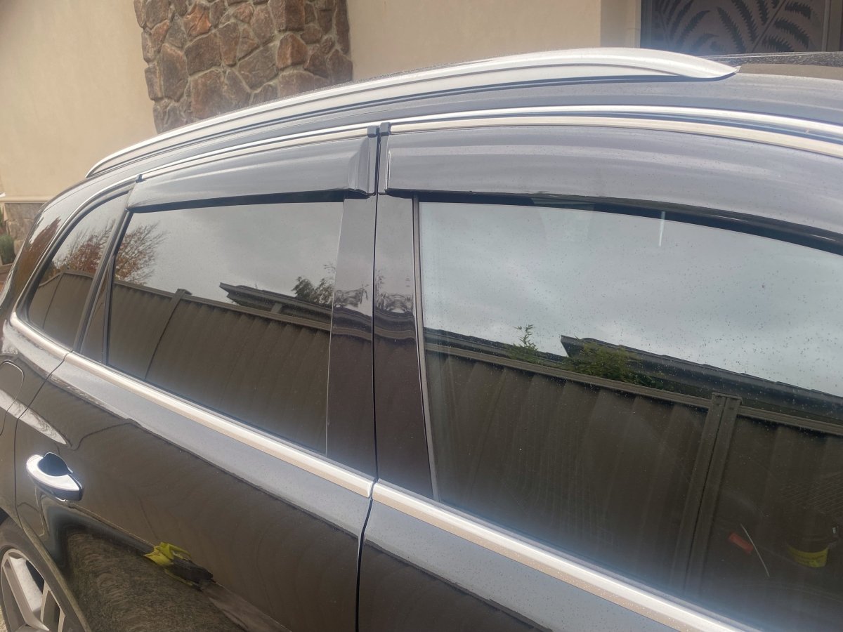 Audi Q5 2008-2017 (Set) (Chrome Trim) Window Visors | Weather Shields
