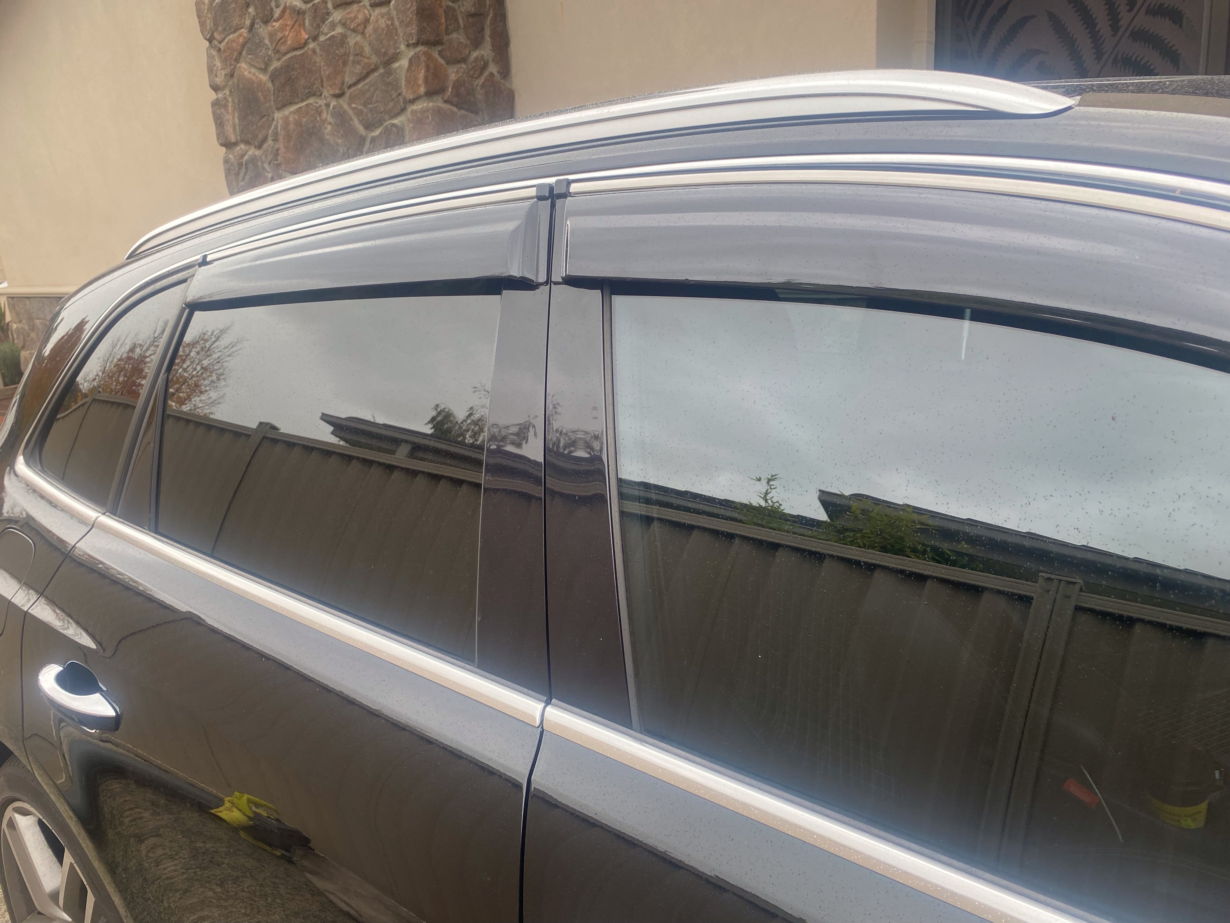 Audi Q5 2008-2017 (Set) (Chrome Trim) Window Visors | Weather Shields