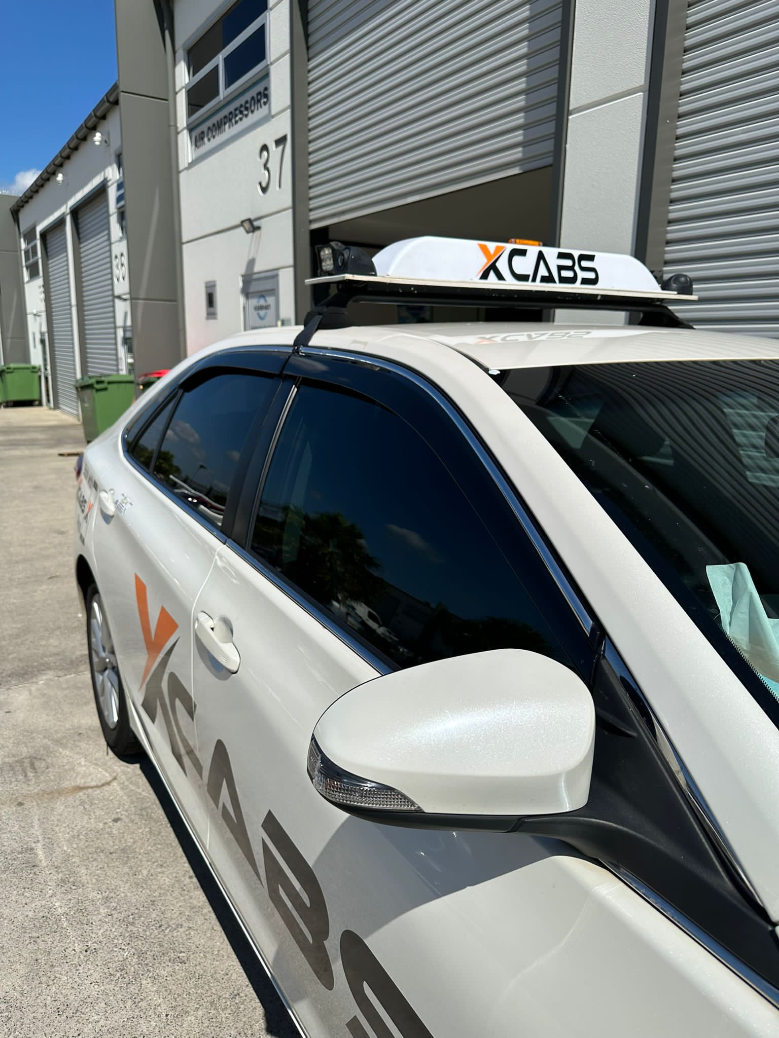 TOYOTA CAMRY/AURION XV50 2012 - 2016 (Chrome Trim) Window Visors | Weather Shields