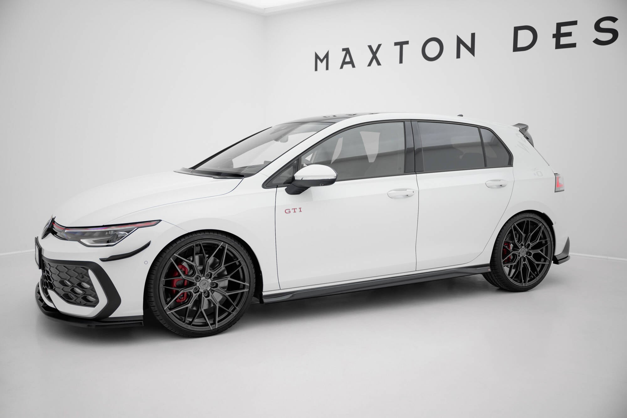 Maxton Design Side Skirts Diffusers V.3 Volkswagen Golf GTI / GTE / GTI Clubsport / GTD / R-Line Mk8