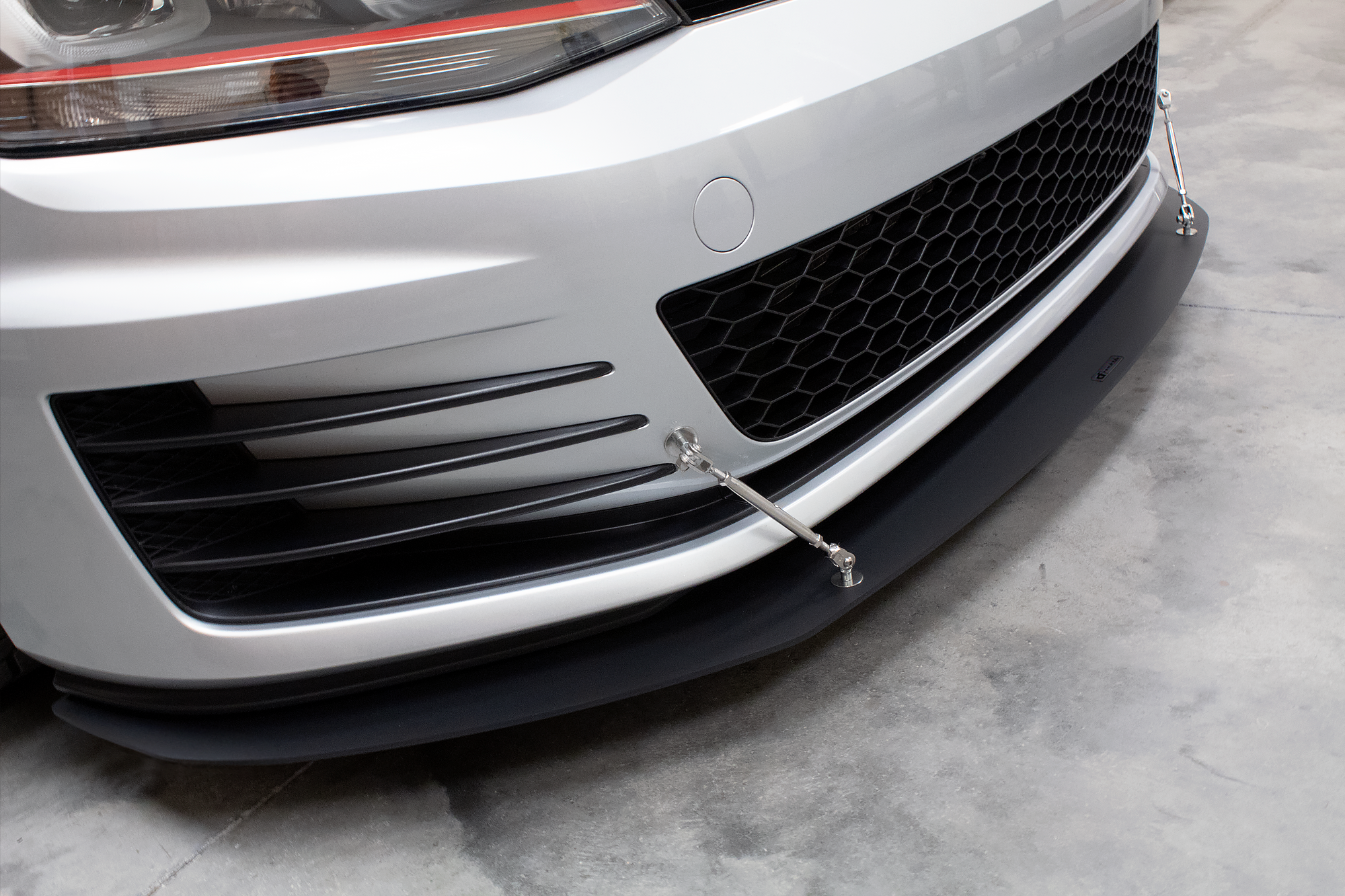 aerofabb V1 Front Splitter VW Golf Mk7 GTI (Prefacelift)