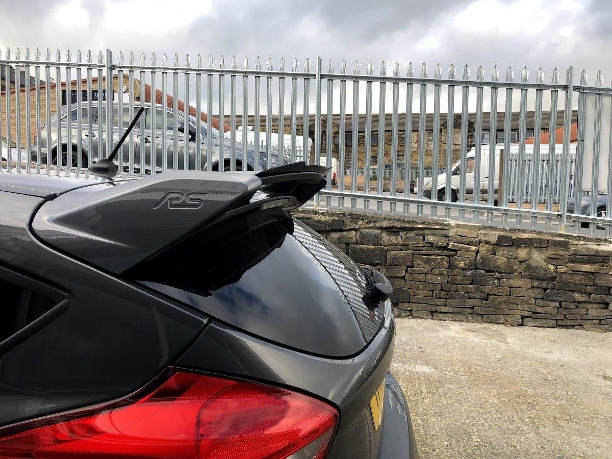 Maxton Design Ford Focus 3 RS Rear Spoiler Cap