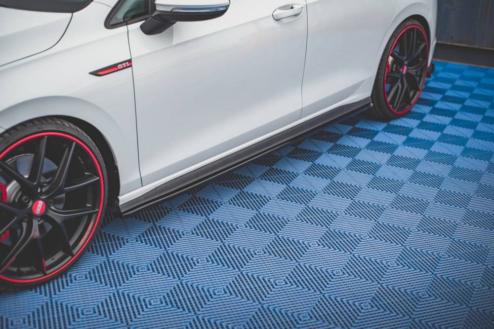 Maxton Design Side Skirts VW Golf Mk8 GTI