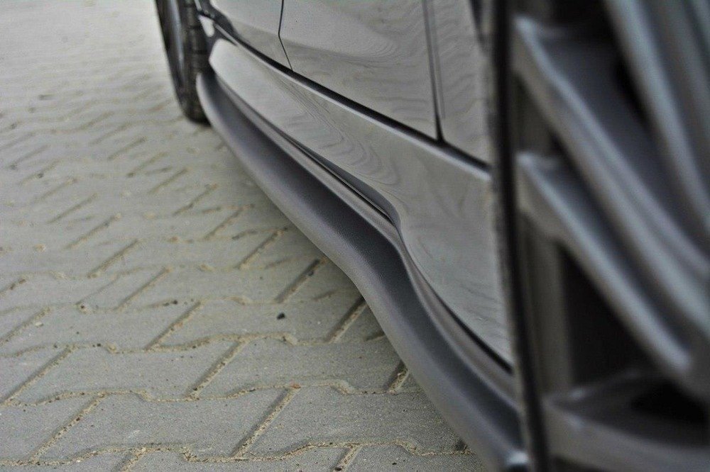 Maxton Design Ford Focus 3 RS Front Splitter Lip V.4 + Side Skirts + Rear Sides & Central Splitters