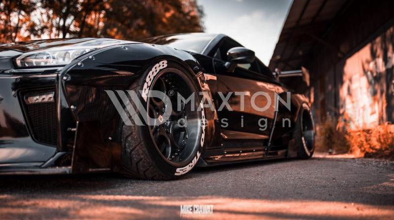 Nissan Skyline GT-R 35 Wide Body Kit + Set Of Carbon Splitters - Maxton Design