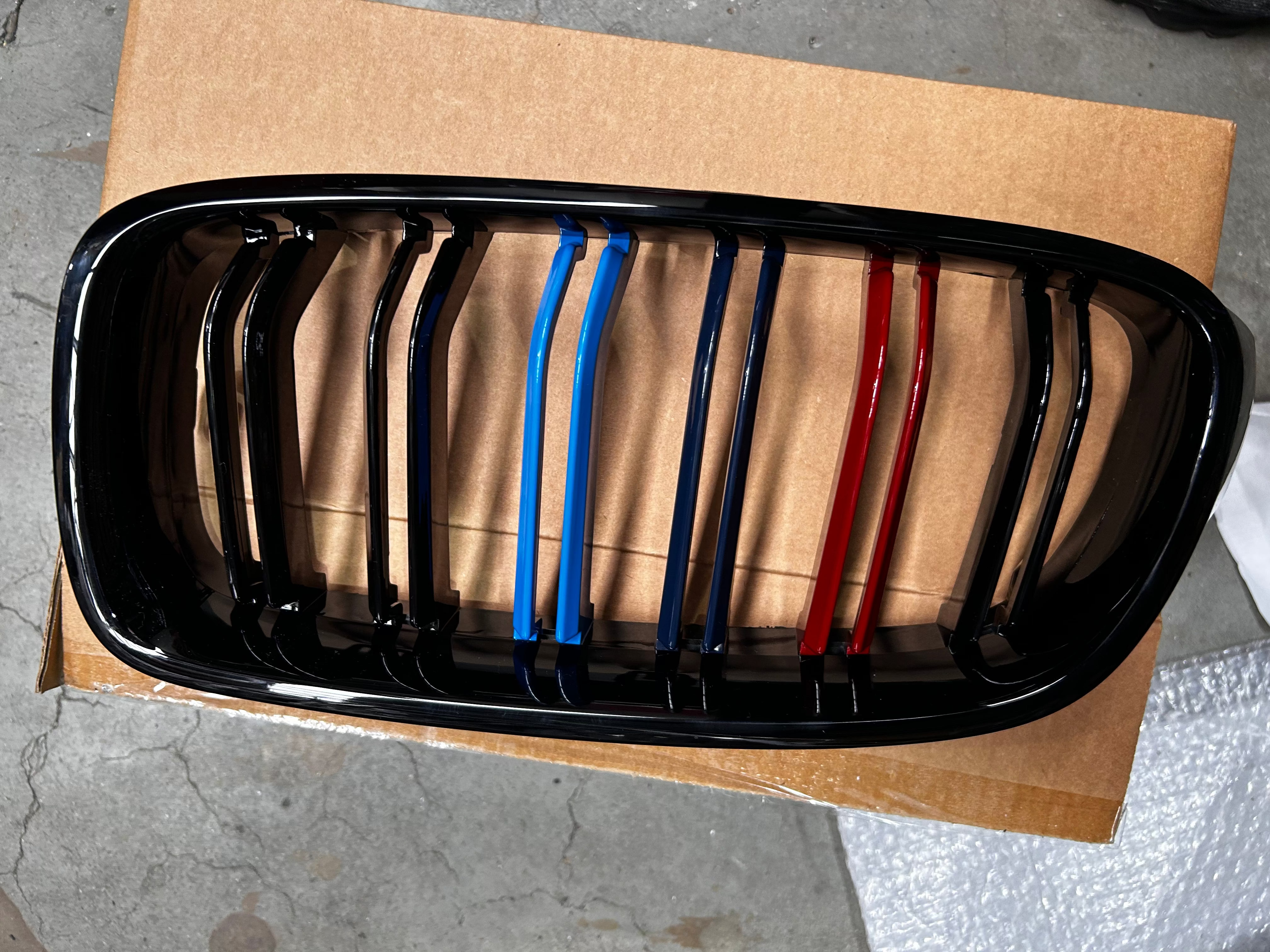 BMW 3 Series F30 / F31 M Performance Style Front Grille (Gloss Black Double Slat)