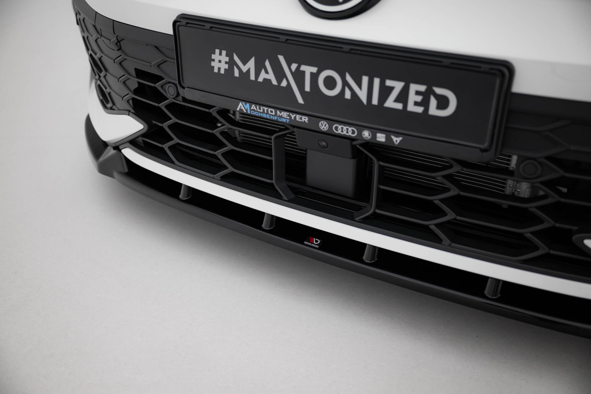 Maxton Design Front Splitter V.2 Volkswagen Golf GTI / GTE / R-Line Mk8 Facelift