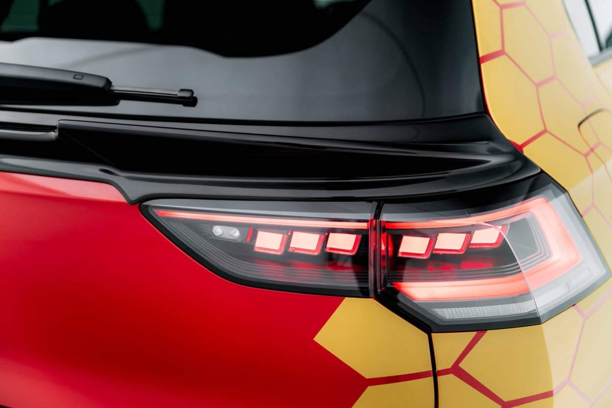 Maxton Design Lower Spoiler Cap 3D Volkswagen Golf GTI / GTI Clubsport / R / R-Line / GTE / GTD Mk8 / Mk8 Facelift