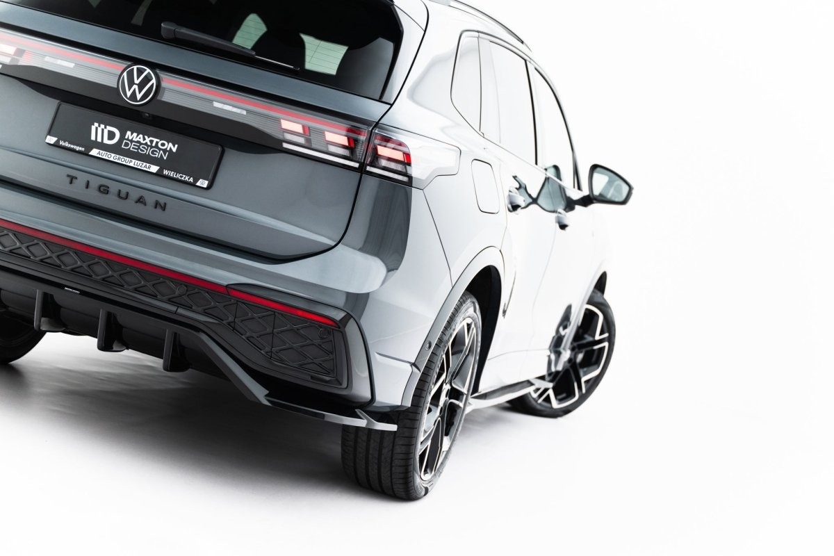 Maxton Design Rear Splitter (with vertical bars) Volkswagen Tiguan R-Line Mk3