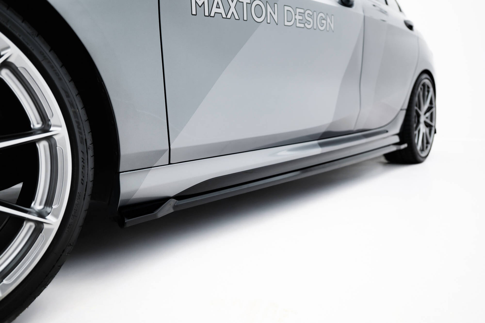 Maxton Design Side Skirts Diffusers V.3 BMW M135i / M-Pack F70